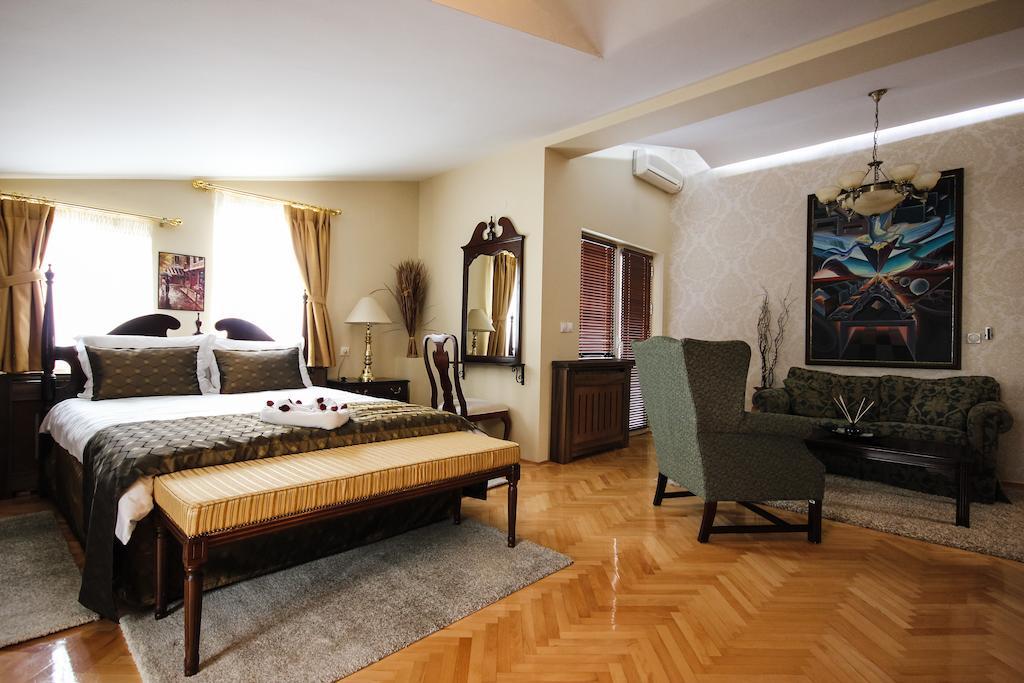 Hotel Villa Ragusa Скопие Стая снимка