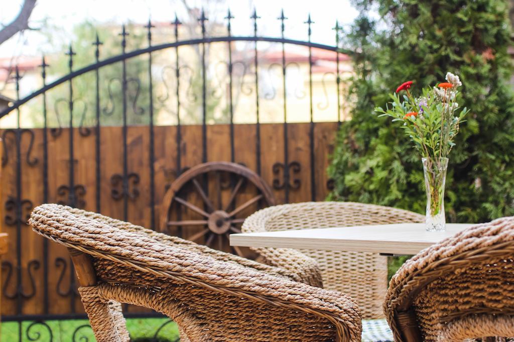 Hotel Villa Ragusa Скопие Екстериор снимка